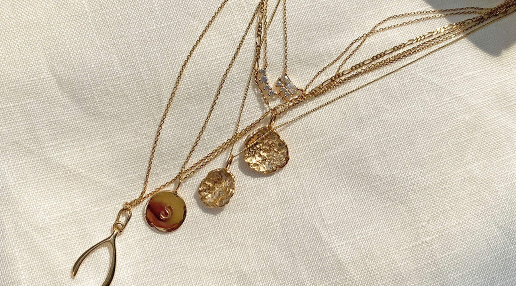 Difference between: Solid Gold, Gold Plated, Gold Vermeil, Gold Filled Jewellery