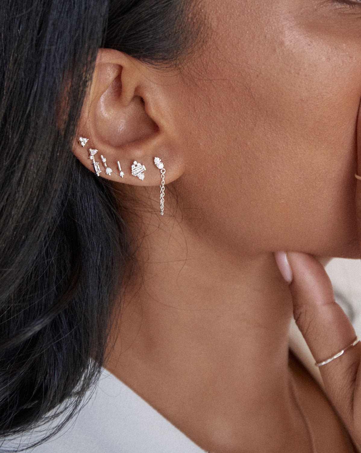 (Single) Twin Crystal Chain Earring